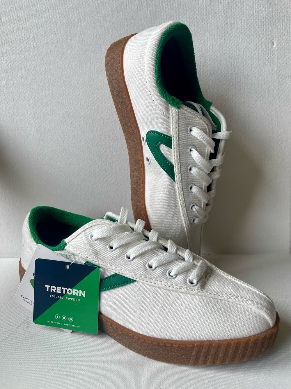NWT TRETORN NYLITE CANVAS ORTHOLITE DESIGNER TENNIS/CASUAL SHOE CLASSIC MENS SZ8 - Picture 3 of 15